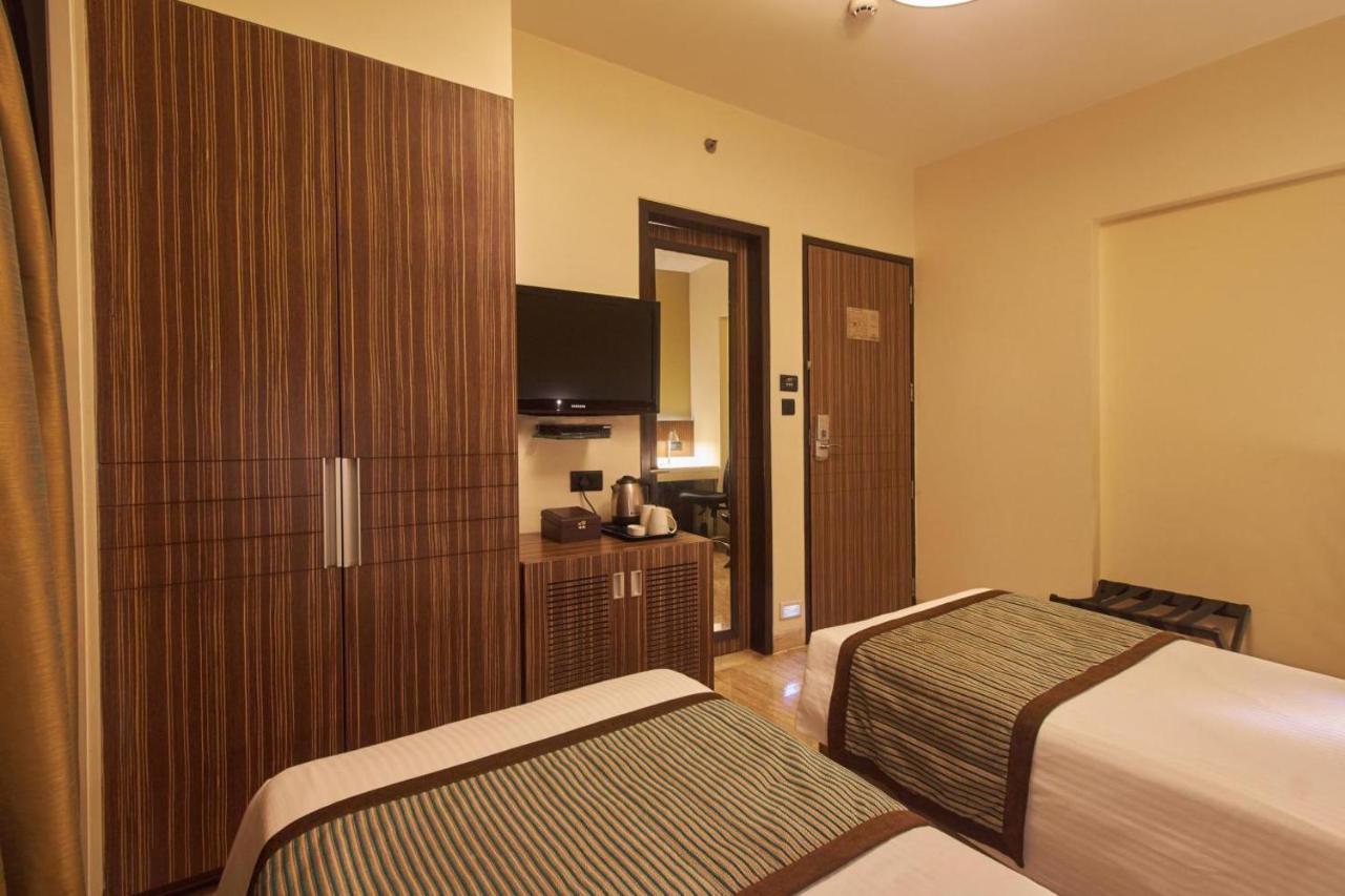 Residency Sarovar Portico Bombaj Exteriér fotografie